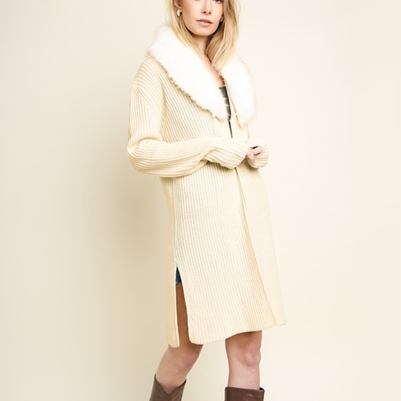 Sweaters - Last 1! NWT Knit Open Front Faux Fur Cardigan sweater